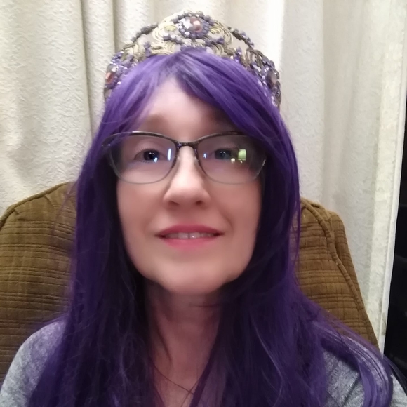 Meet your Posher, Diane - Picture 1 of 1